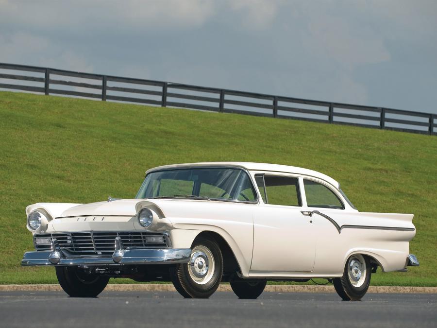 Ford Custom Tudor Sedan 312 Thunderbird Special '1957
